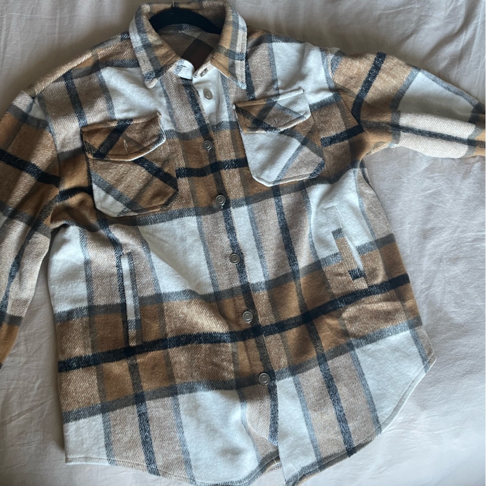 NWOT Amazon shacket